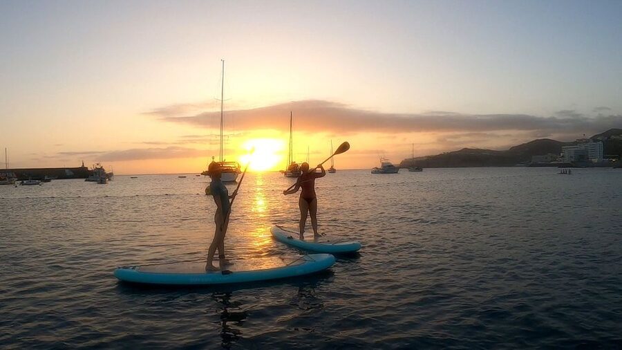 2h Sunset Paddle Board Session in Gran Canaria - The 2-hour flow: theory, warm-up, and time on the water