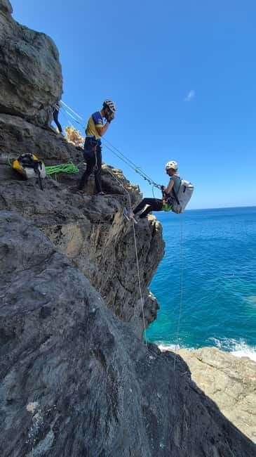 Agaete: Gran Canaria Coasteering. Marine Ferrata and Zipline - Marine Via Ferrata and Zipline in Agaete, Above the Waterline