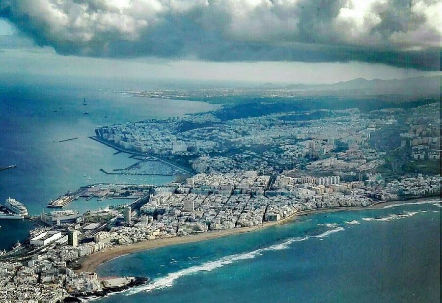 City Treasures Unveiled: 3.5-Hour Las Palmas Cab & Walking - From the volcanic half-isle to the viewpoints: how the route sets the mood