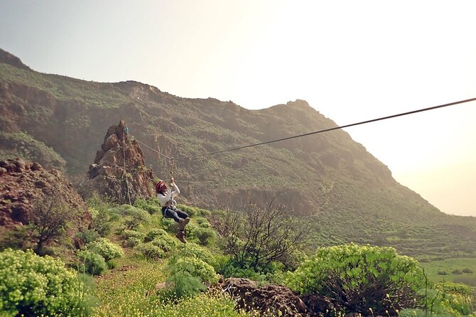 Climbing + Zipline + Via Ferrata + Cave. Adventure route in Gran Canaria - The Short Hike and the Area’s Aboriginal Story (About 10 Minutes)