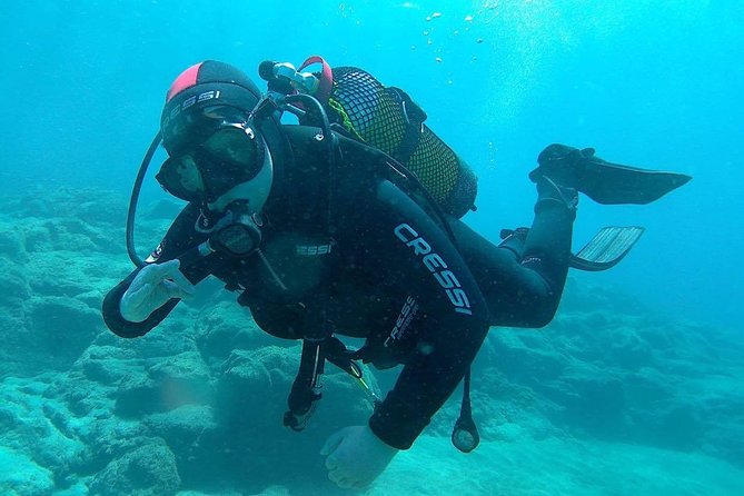 Discover Scuba diving in Gran Canaria with Hotel Pick-up - Getting in the Water Comfortably: Fitness, Age, and Practical Reality