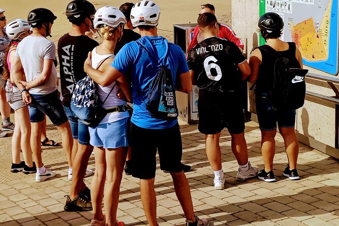 E-Bike CitySightseeing: Maspalomas Dunes, Playa Ingles, Meloneras - Las Dunas de Maspalomas: 7 km of golden sand, plus what makes it protected