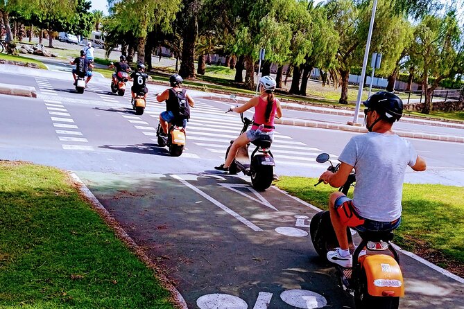 E-Bike Family Tour : Sightseeing in Playa Ingles,Maspalomas Dunes - Stop 1: Paseo Costa Canaria Promenade and Sea-Edge Views