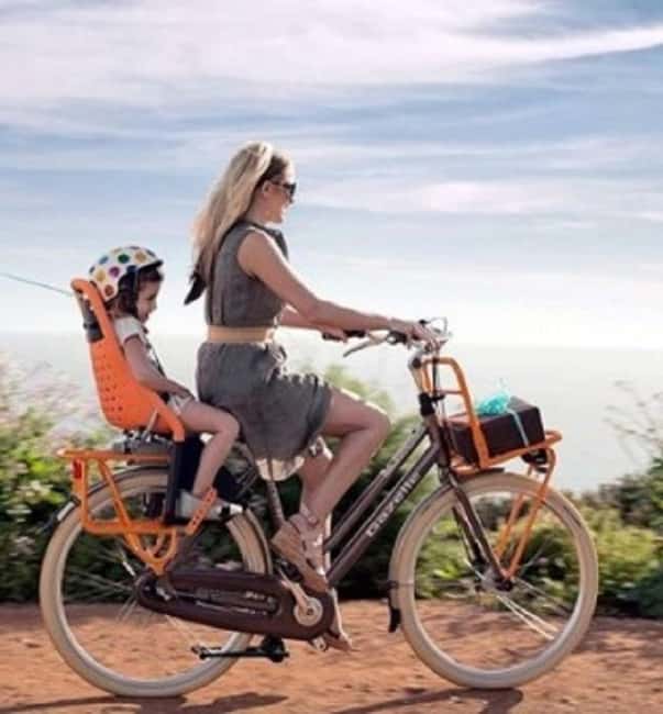E-Bike Family Tour : Sightseeing Maspalomas Playa del Ingles - The guide experience: local facts, practical guidance, and route flexibility