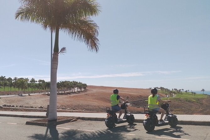 e-Scooter or e-Bike Maspalomas Tour+Visit Western Town Sioux City - Stop 2: Playa del Inglés Promenade for Atlantic Views by Bike
