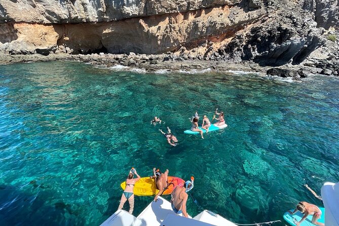 Exclusive Private Charter in Gran Canaria - Kayak and SUP for free: choose your adventure level