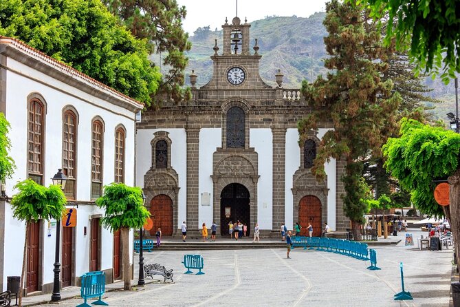 Full-Day Gran Canaria Tour with Teror, Tejeda and Lunch in Fataga - Fataga lunch in a family-owned spot, with local cheese and wine