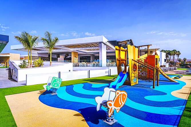 Full Day Ticket at Perchel Beach Club with Lunch - Drinks and the part of your bill you control