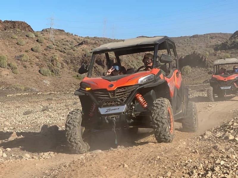 GRAN CANARIA: FAMILY MONSTER BUGGY <em>4 SEATS -LONG TOUR 2.5HR – Key Things to Know Before You Go’ /></p>
<ul>
<li><strong>You drive a 4-seat buggy:</strong> Your family can ride together, and you can switch drivers with no extra cost.</li>
<li><strong>Maspalomas direction toward Fataga:</strong> The off-road route runs through mountain terrain, including valleys and canyon-style scenery.</li>
<li><strong>Goggles are provided:</strong> You get off-road goggles to help with dust and debris.</li>
<li><strong>Kids need height and age rules:</strong> Kids are welcome from about 1 meter tall, roughly ages 4 to 5, with a minimum age of 4.</li>
<li><strong>Driver license is required:</strong> You must have a driver’s license, and drivers need at least one year of experience.</li>
</ul>
<h2>Why This Gran Canaria Family Buggy Tour Feels More Like Adventure Than Sightseeing</h2>
<p><img width="800" height="600" decoding="async" src=