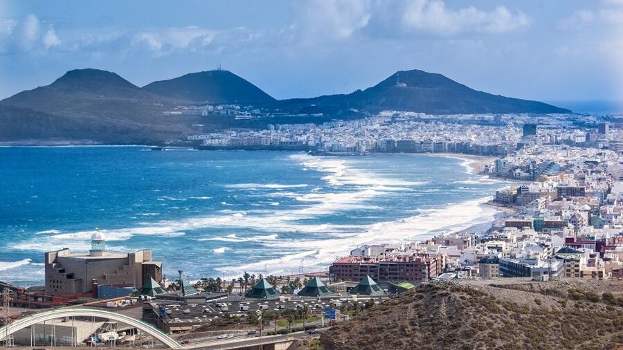 Gran Canaria: Full-Day Island Sightseeing Coach Tour - Price and Comfort on a Fully Air-Conditioned Coach