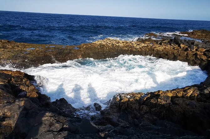 Gran Canaria Highlights Private Tour VIP - Teror: basilica-focused town life in pine-country style