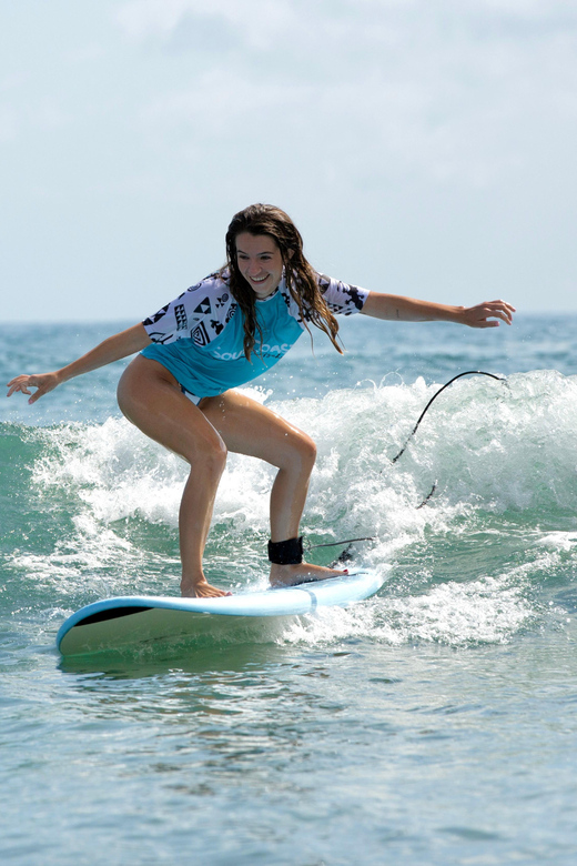 Gran Canaria Playa del Ingles: Surf lessons all levels - Surfboard, Wetsuit, and Insurance: Included Means Less Friction