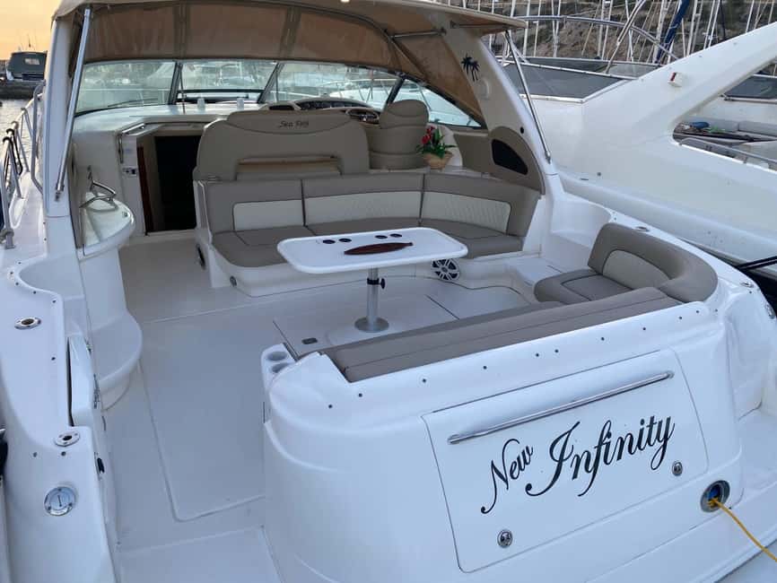 Gran Canaria: Shared yacht excursion with beverages, lunch and snorkeling - Pickup from the south: quick, door-to-door, and easy to plan around