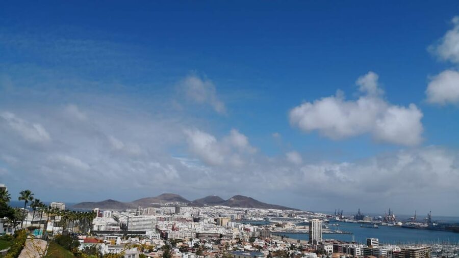 Gran Canaria Welcome: Private Exploring Tour and Local Guide - Artemis and Manny: what “a good local guide” looks like in real life