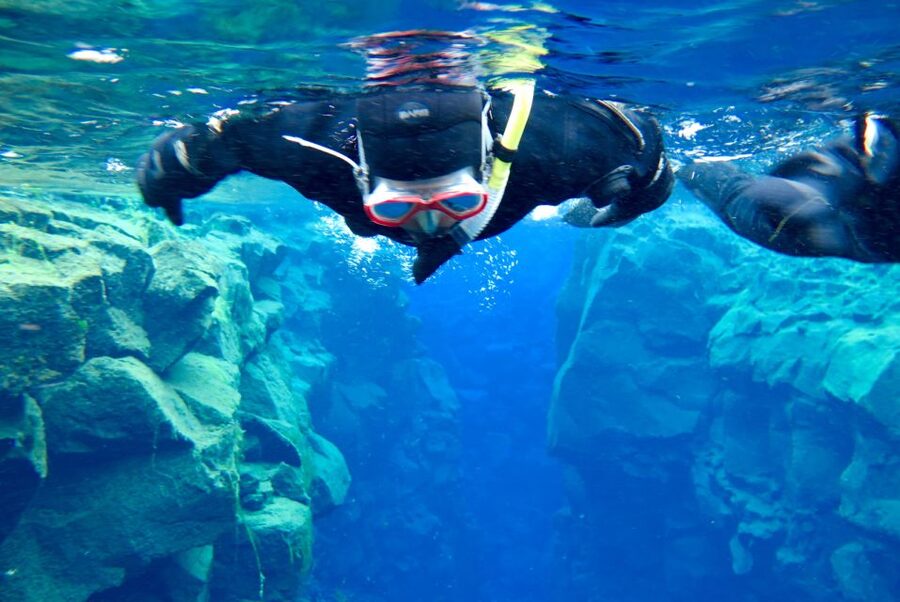 Las Palmas: Las Canteras Beach Snorkeling Trip - Depth, water temperature, and timing you can plan for