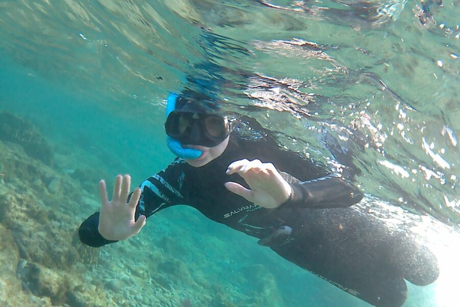Las Palmas: Las Canteras Beach Snorkeling Trip - Meeting at Emoción Apnea and getting your gear fitted