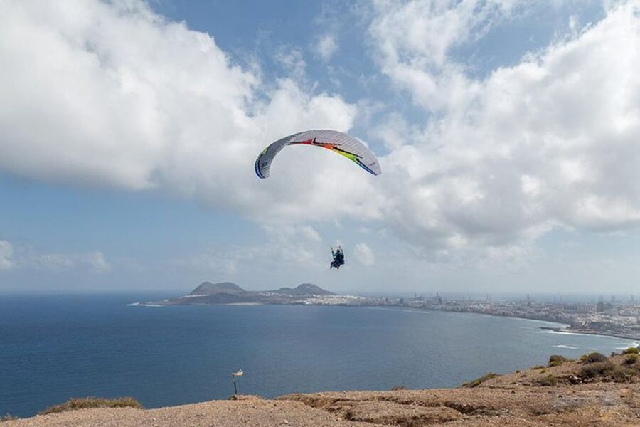 Las Palmas: Paragliding Tandem Flight with Instructor - Gear, Safety Checks, and What Your Instructor Actually Does