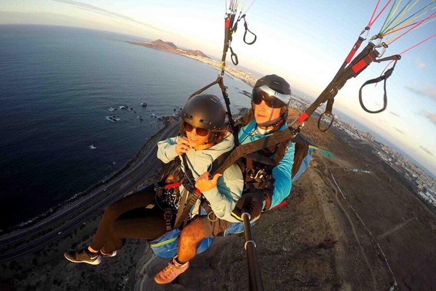 Las Palmas: Paragliding Tandem Flight with Instructor - Los Giles Meet-Up: How the WhatsApp Timing Usually Works