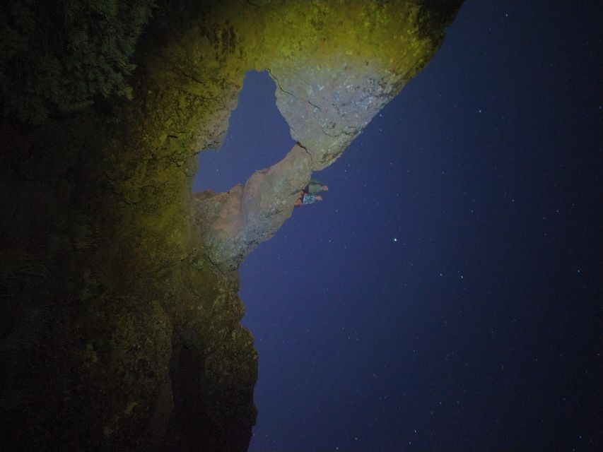 Las Palmas: Sunset & Night Sky Guided Astronomy Hiking Tour - Snacks, Hot Drinks, and Getting Comfortable After Dark