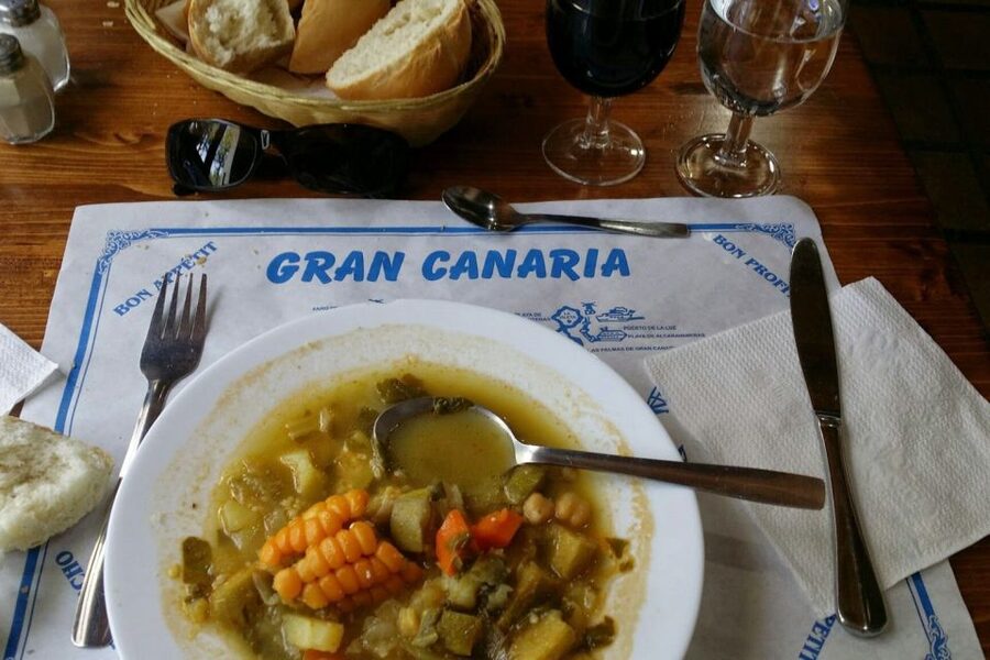 Las Palmas: Tapas and Drinks in the Beauty of the Old City - What happens after the tour: your guide’s night plan