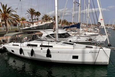 Luxury Charter Blue Dream