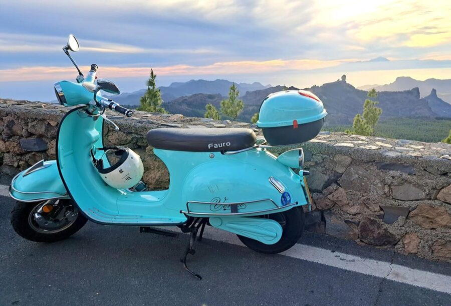 Maspalomas and Las Palmas: electric vintage scooter for rent - Support That Keeps Things Calm When Plans Change