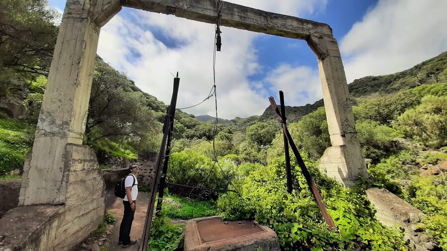 Maspalomas: Barranco de los Cernicalos Rainforest Hike - Meet Inés and Juanjo, your two local guides
