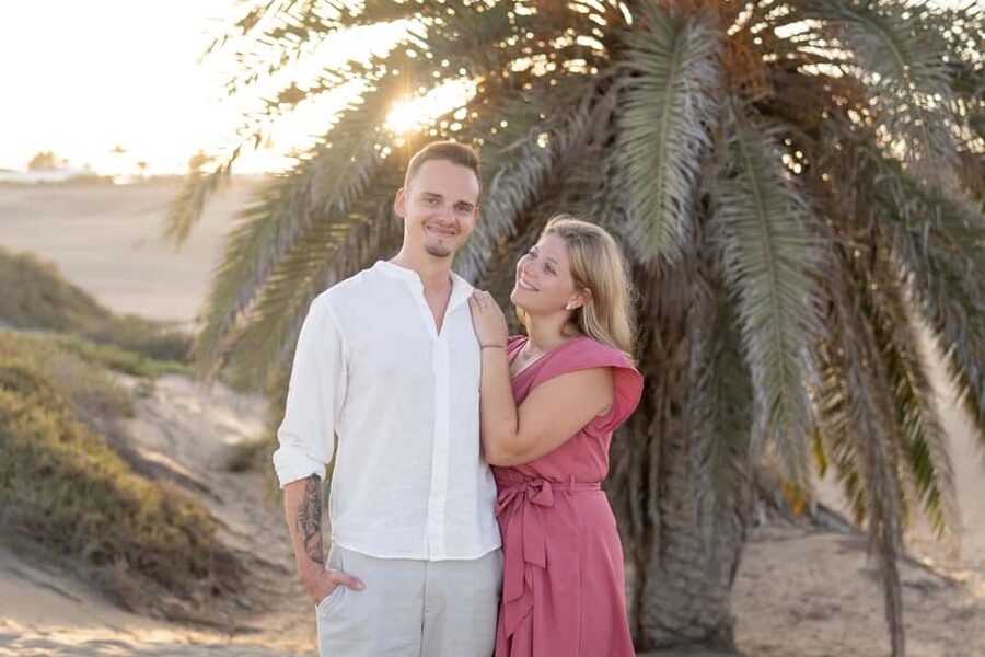 Maspalomas dunes: Vacation photoshoot - Capture your moments - Maspalomas dunes, a pro camera, and a session that feels easy