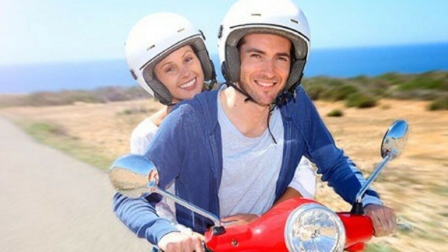 Maspalomas: Rent a 125 cc Scooter 2 seater in Gran Canaria - Maspalomas Dunes and the old lighthouse: the rule that keeps it safe