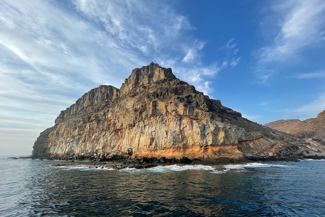 Morning cruise - Cruising West Along Cliffs and Caves: What You Actually Get