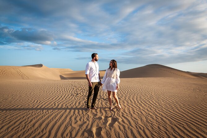 Photoshoot at Dunas Maspalomas in Desert Beach Ocean View - Who this Maspalomas ocean view shoot suits best