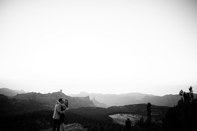 Photoshooting at Roque Nublo, Tejeda - Family, Pets, and Service Animals: Who This Works For