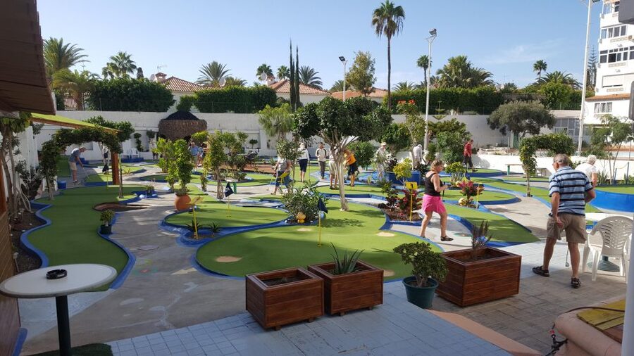 Playa del Inglés: Minigolf Taidia - Why Minigolf Taidia Feels Like Playa Del Inglés, Without the Pressure