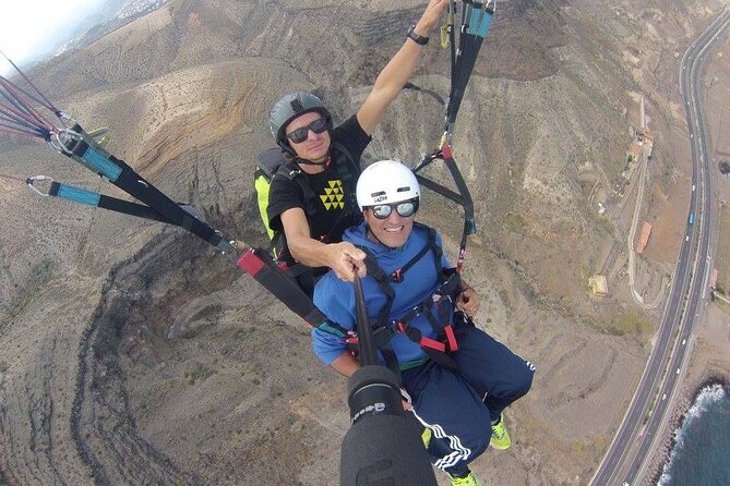 Private Activity Paragliding Flight in Gran Canaria - Private Means Your Group Only, Plus the Meeting Point Plan