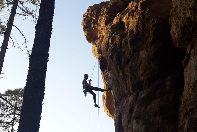 Professional climbing guide - The 5-Hour Flow: Roque Nublo, Mirador La Sorrueda, Pinar de Tamadaba
