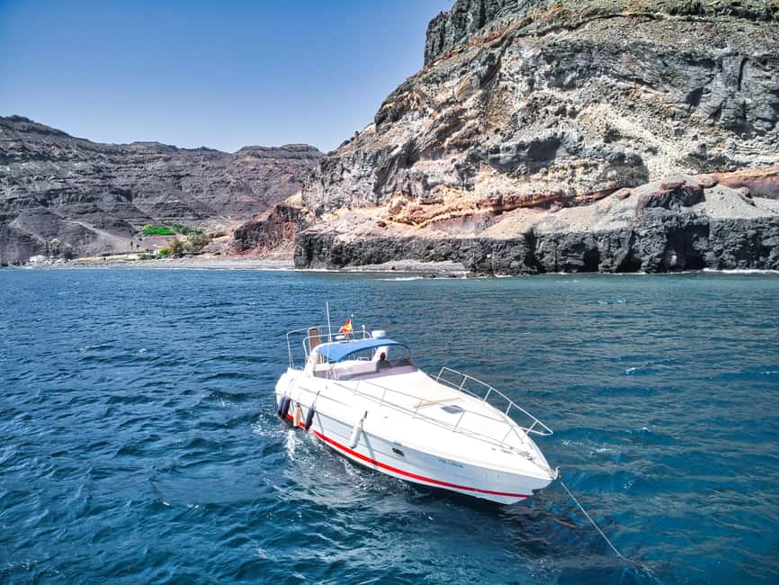 Puerto de Mogán: PRIVATE Yacht for up to 10 persons - Views of Gran Canaria from the south coast, with time to slow down