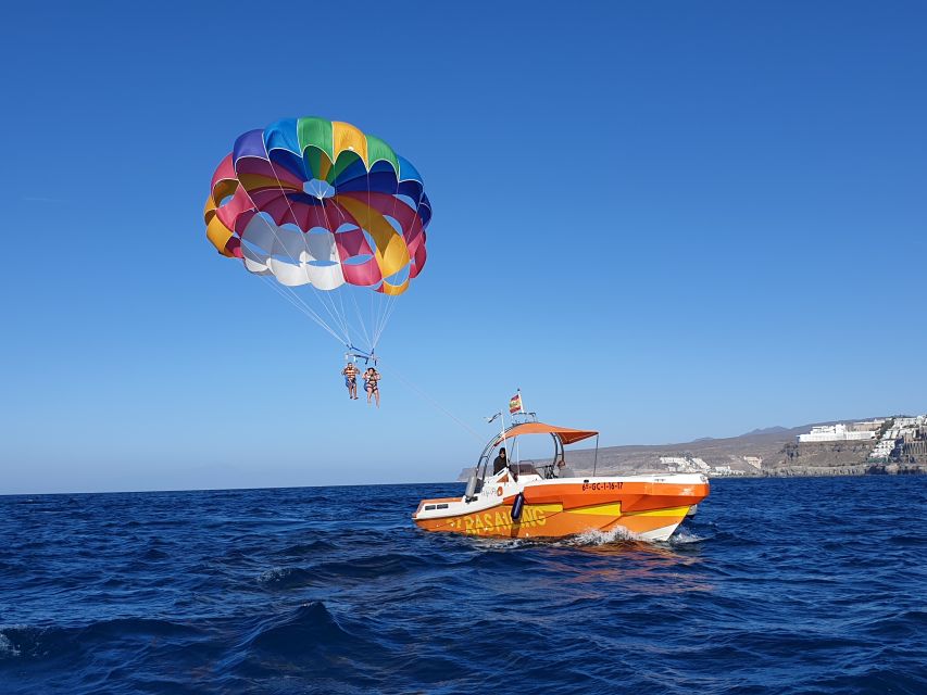 Puerto Rico de Gran Canaria : Parasailing - The view, plus the little details that make it feel special