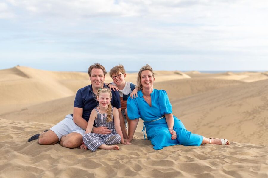 Sunset Photography at Dunas Maspalomas - Outfit Tips That Actually Matter on Sand and Sunset