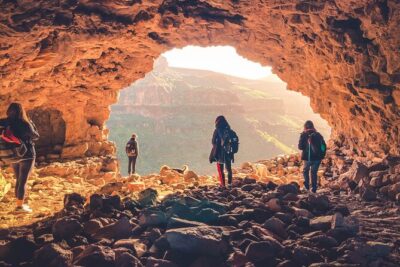 The Red Canyon Tour – Small Group Trip with Local Food Tasting