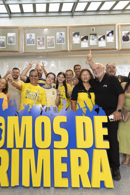 UD Las Palmas Gran Canaria Stadium Guided Tour - Press conference room: how the club speaks before the match